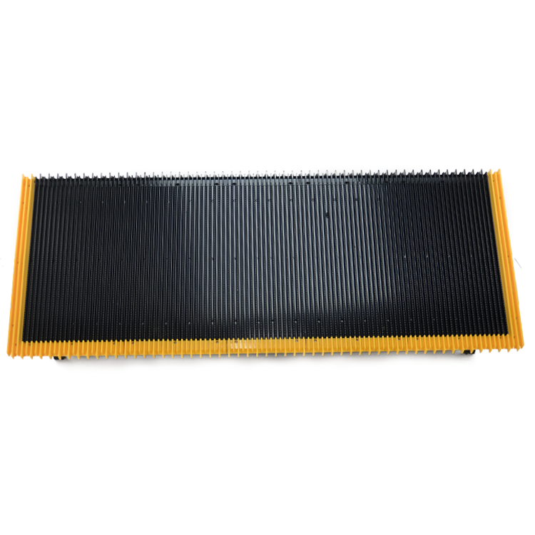 SOK Cheap High Quality Escalator Step Black Color 700/800/1000 