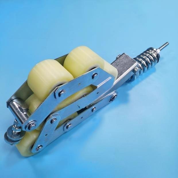  SOK GAA332Z4 Escalator Handrail Tension Chain With 7 Rollers Travelator Pressure Chain