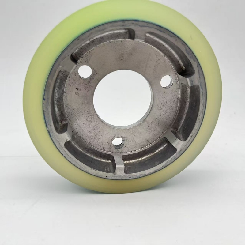 SOK Escalator Step Roller 131*30 Aluminum-core Roller Original Color for Escalator Spare Parts with High Quality 